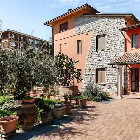 La Mansardina Di Nonno Biagio Appartement Bastia Umbra Buitenkant foto